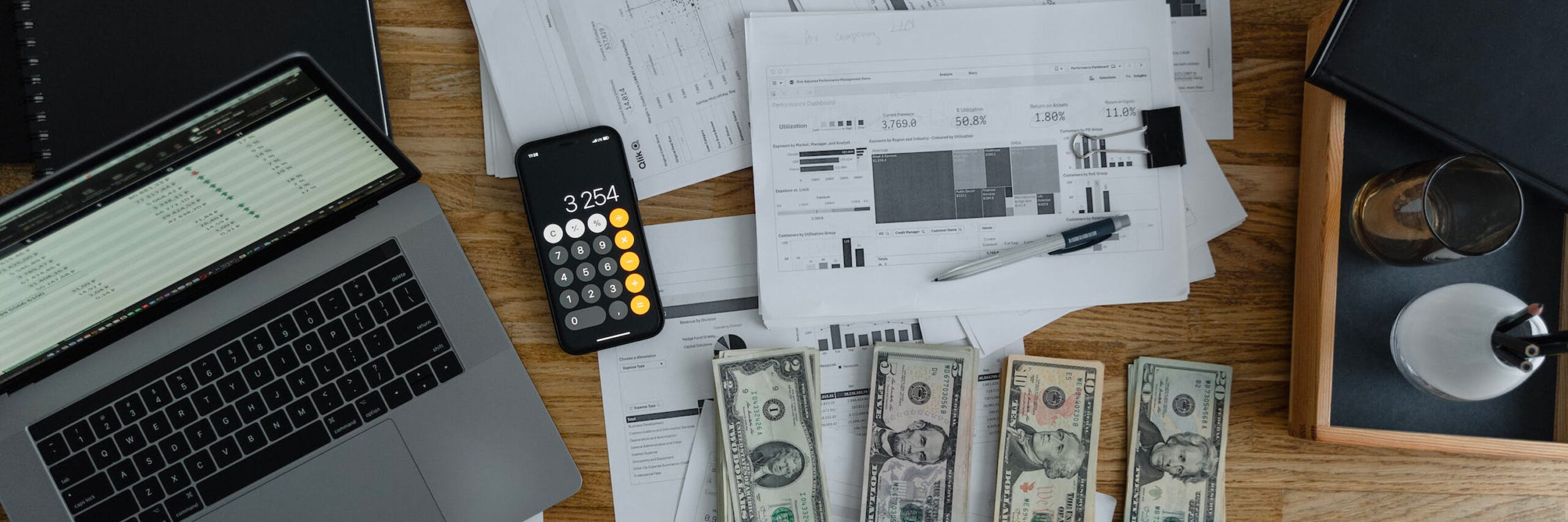 International money transfer with VP Groups